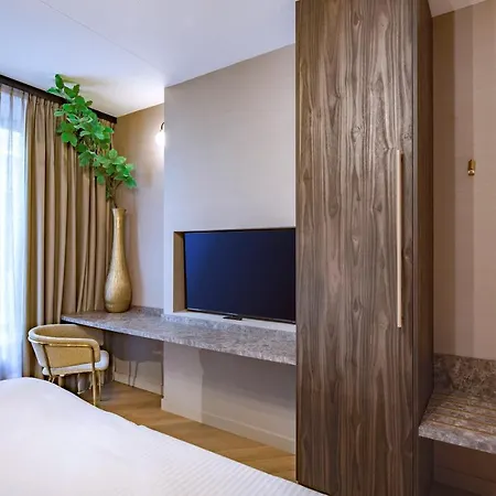 Breathe Boutique Hotel 4*