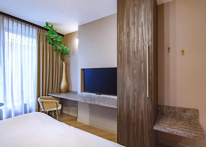 Breathe Boutique Hotel 4*