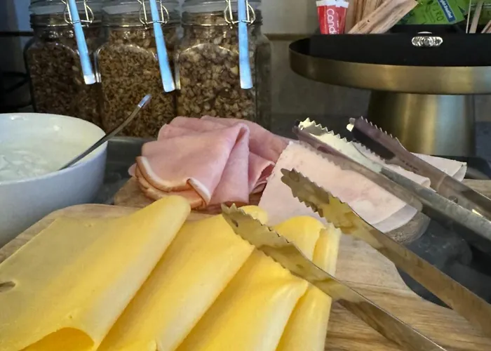 Breathe Boutique Hotel 4*