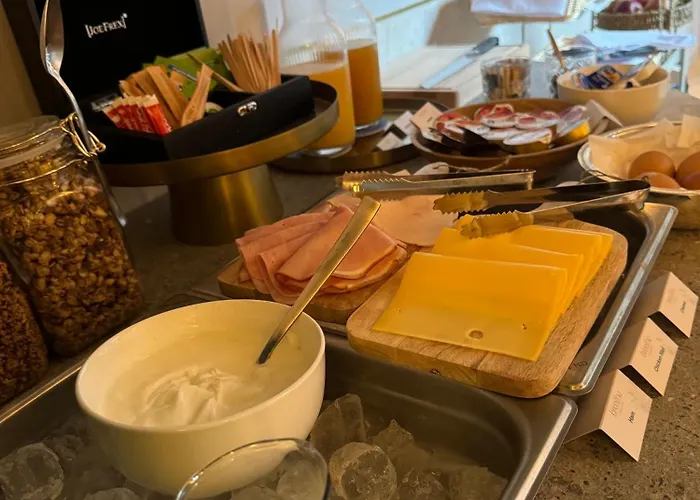 Breathe Boutique 4* Λάιντεν