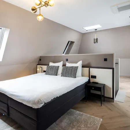 Breathe Boutique 4* ליידן